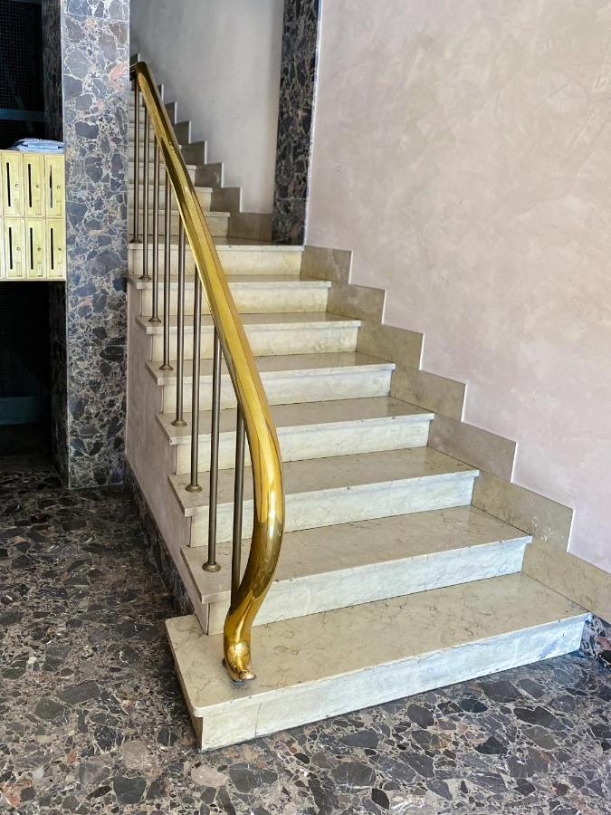 Tra Piazza Erbe E Piazza Bra Raffinata Maison Hotel Verona Kültér fotó
