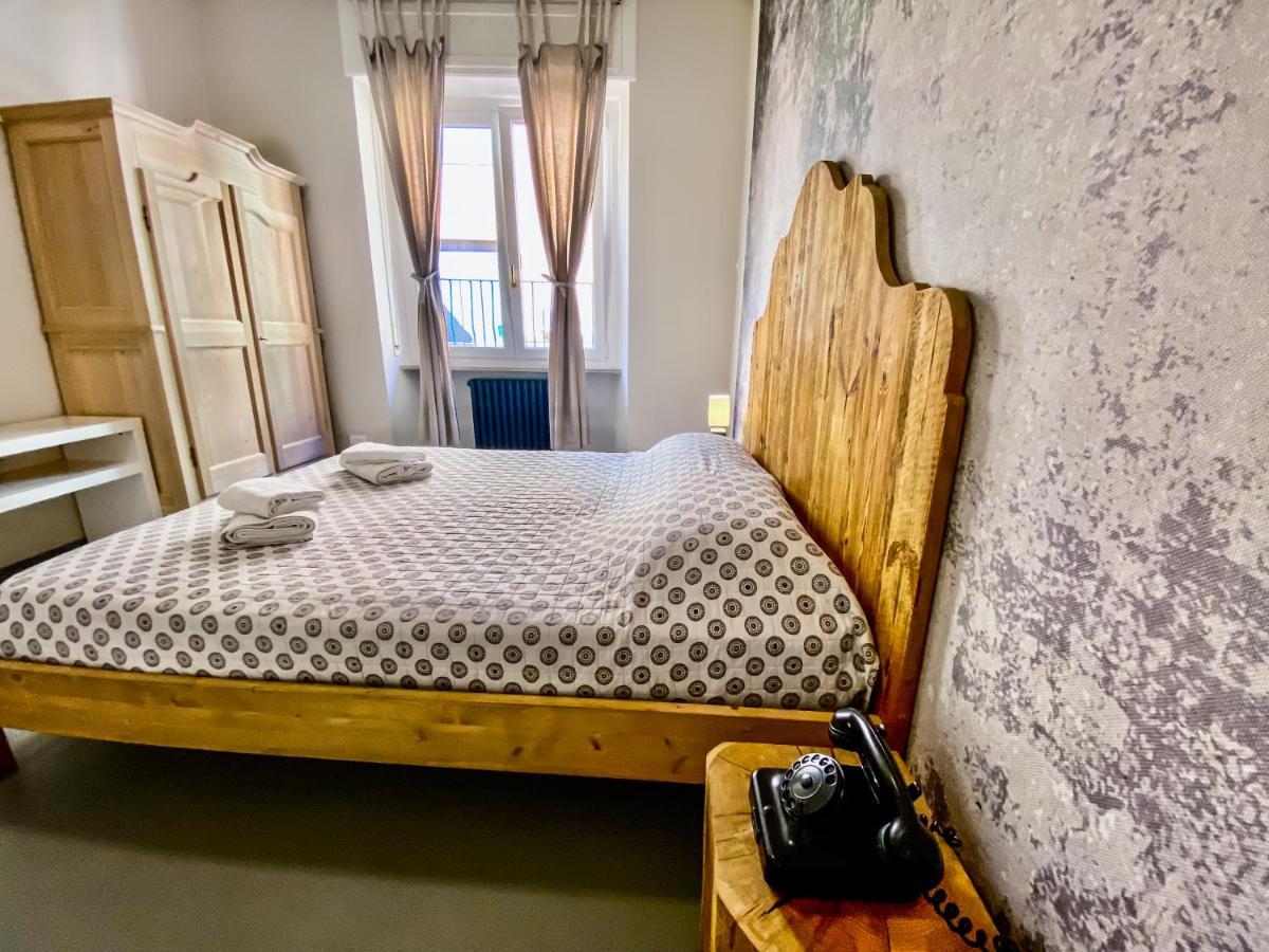 Tra Piazza Erbe E Piazza Bra Raffinata Maison Hotel Verona Kültér fotó